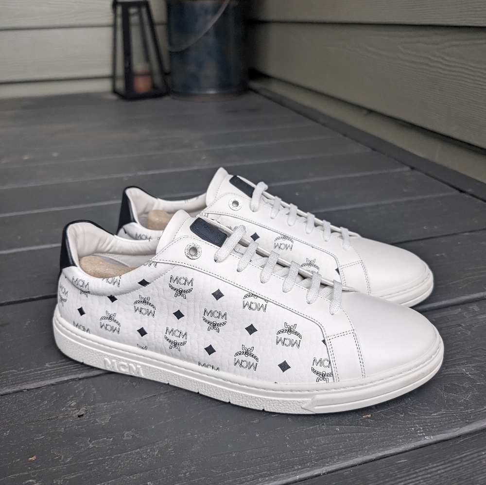 MCM Terrain Lo Sneakers